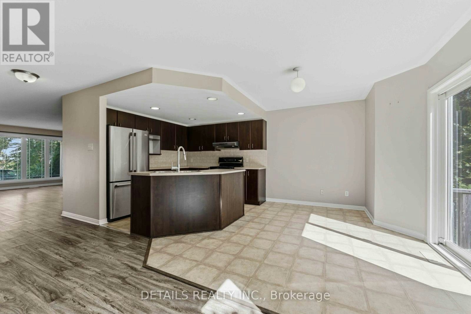 3 Gateshead Avenue, Ottawa, ON, K2K 2G3 - 7
