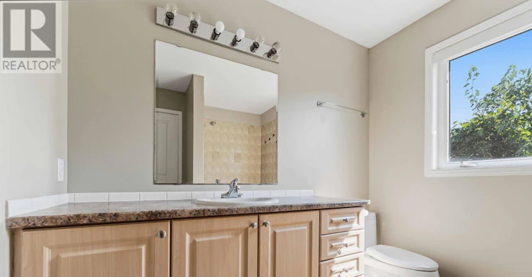 3 Gateshead Avenue, Ottawa, ON, K2K 2G3 - 26