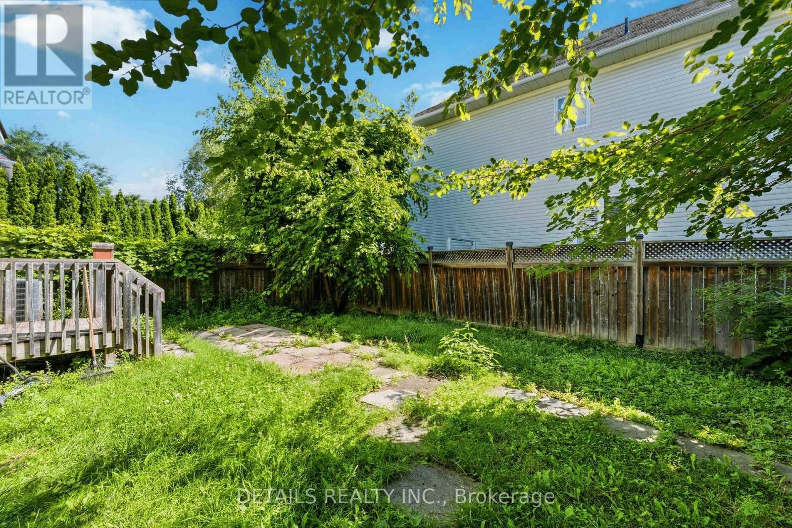 3 Gateshead Avenue, Ottawa, ON, K2K 2G3 - 3