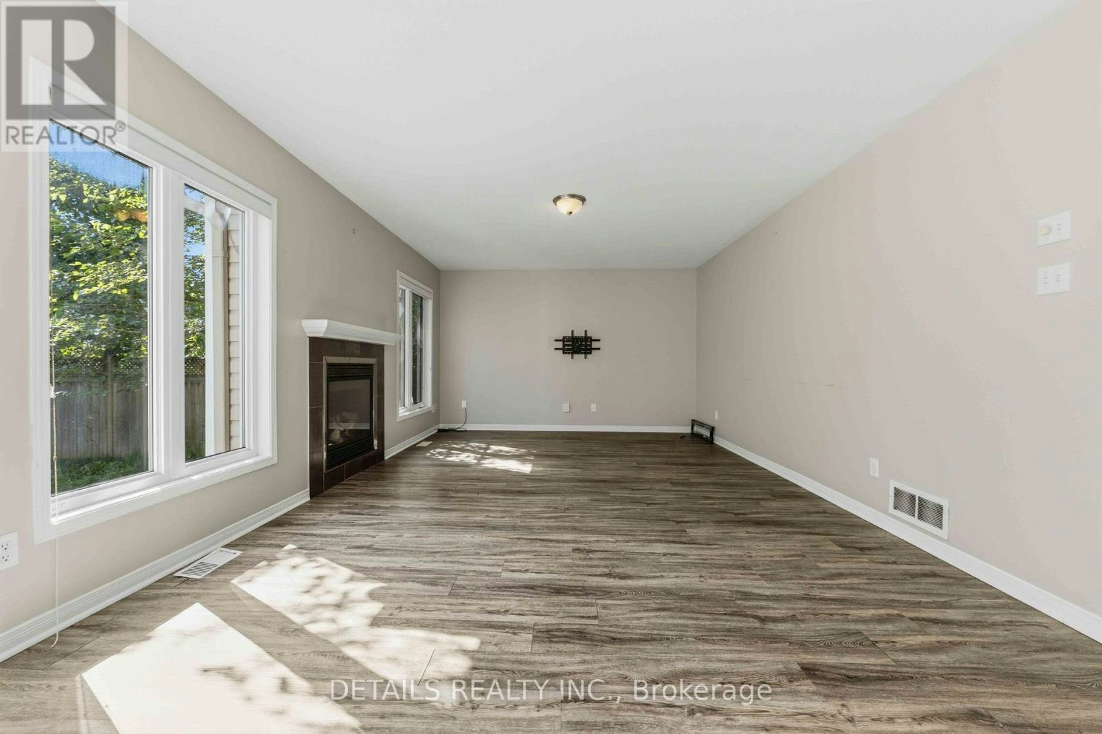 3 Gateshead Avenue, Ottawa, ON, K2K 2G3 - 9