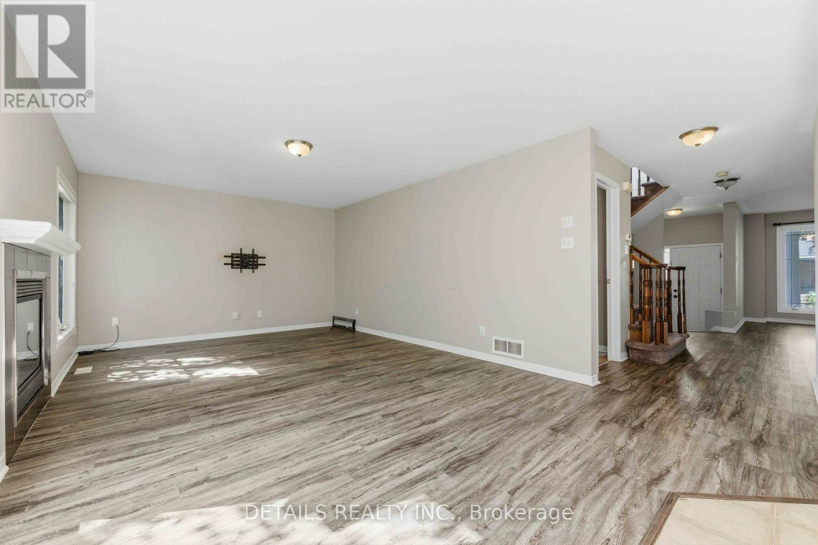 3 Gateshead Avenue, Ottawa, ON, K2K 2G3 - 8