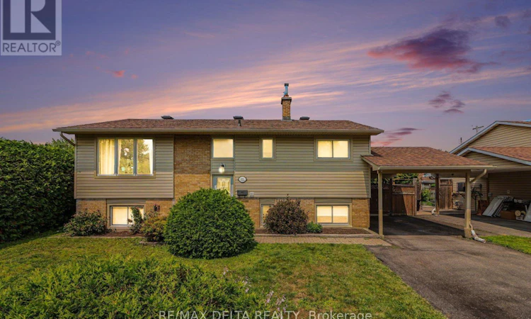 331 Roxdale Avenue