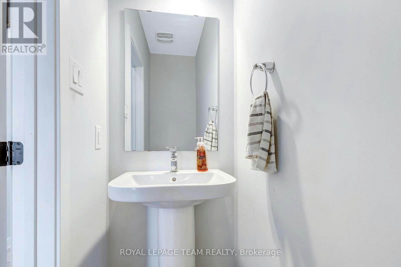 137 Yearling Circle, Ottawa, ON, K0A 2Z0 - 2