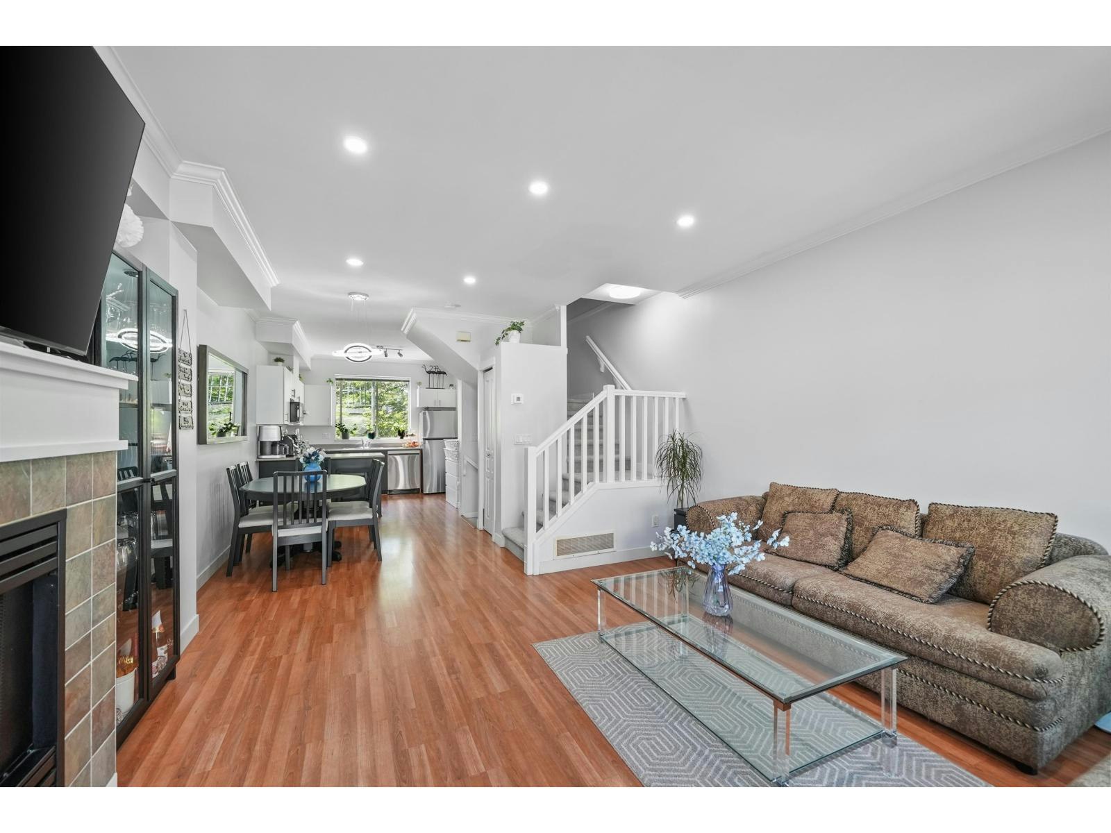 30-8383 159 Street, Surrey, BC, V4N 0W2