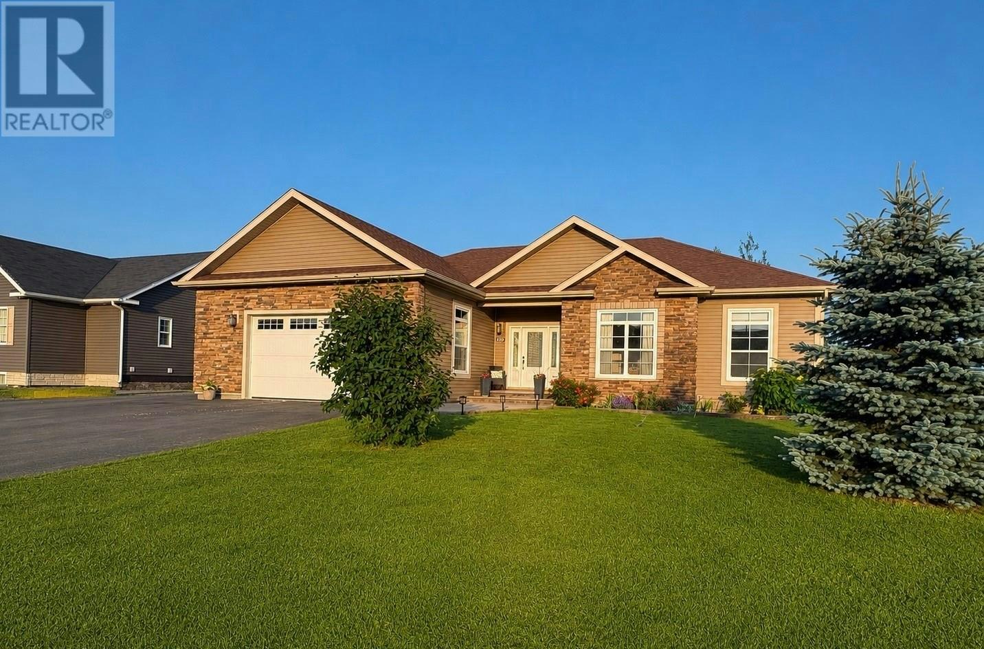142 Harmsworth Drive, Grand Falls-Windsor, NL, A2A 2Y8