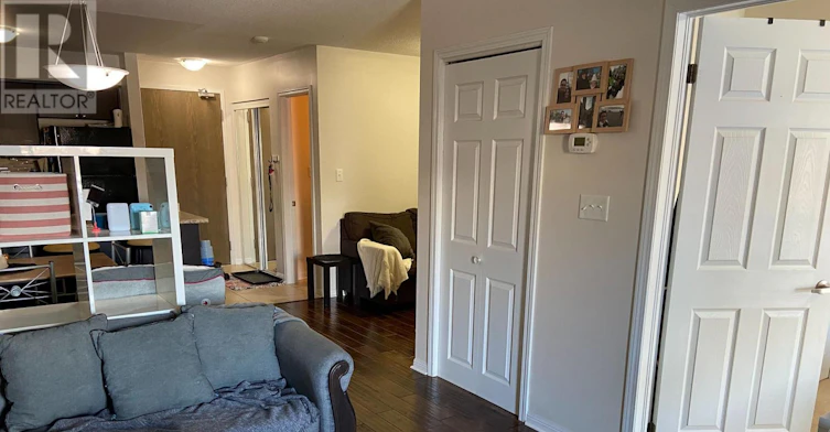 3070 Rotary Way, Burlington, ON, L7M 0H1 - 2