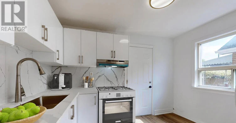 MAIN-102 Bowie Avenue, Toronto, ON, M6E 2P7 - 22