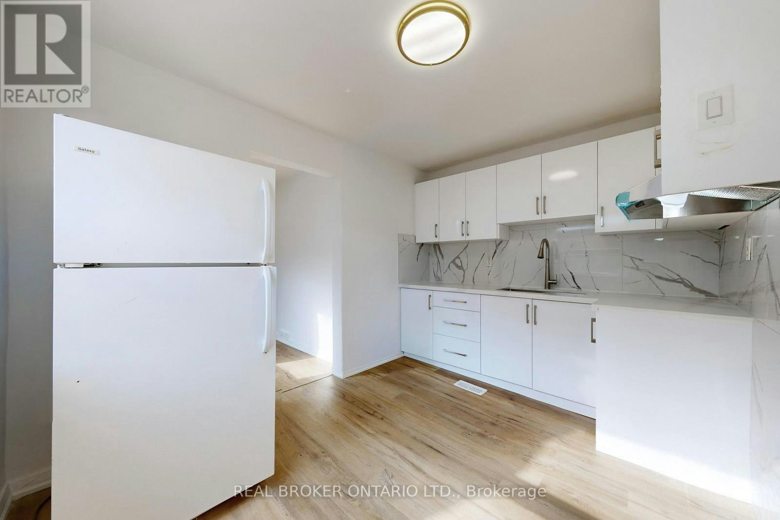 MAIN-102 Bowie Avenue, Toronto, ON, M6E 2P7 - 21