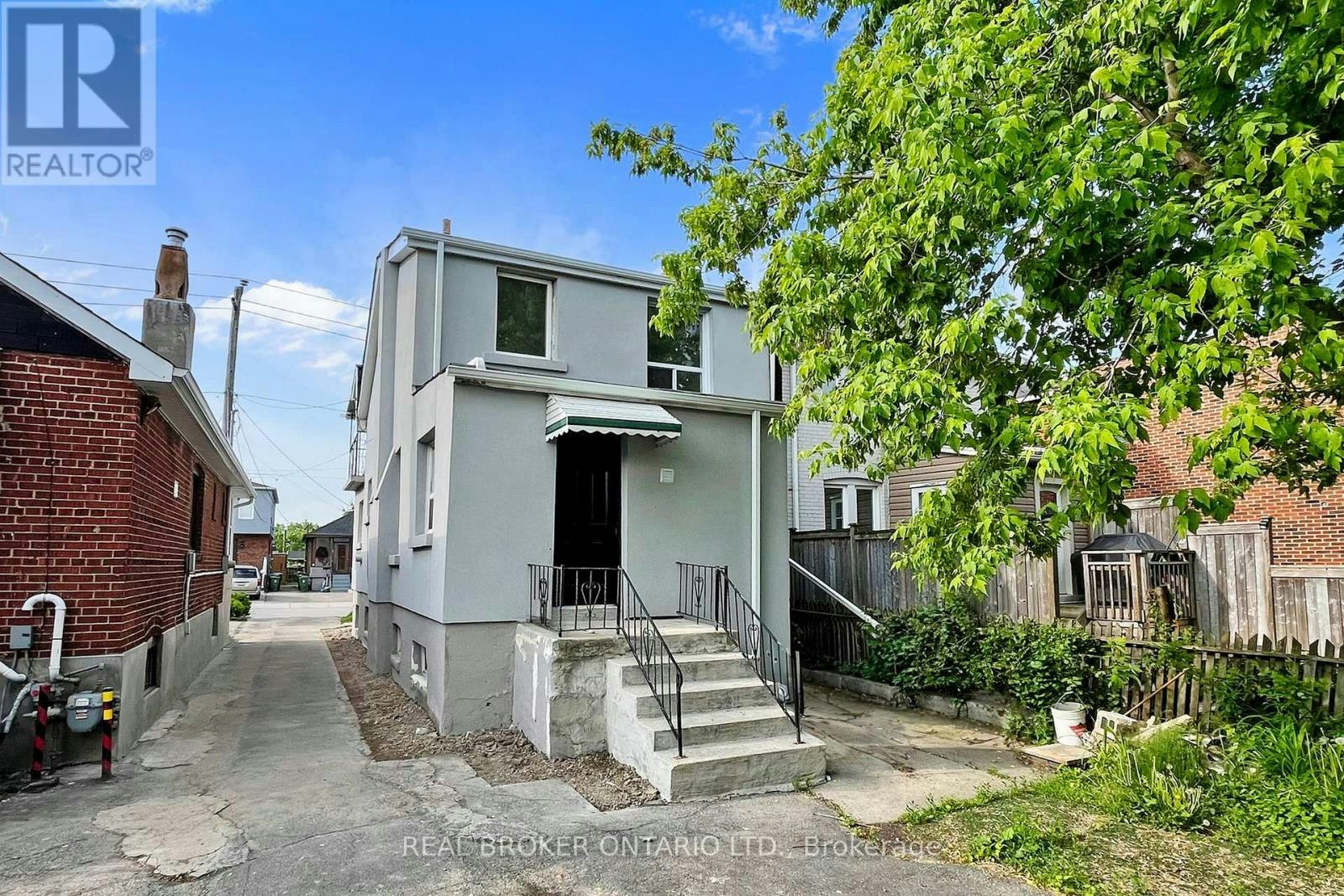 MAIN-102 Bowie Avenue, Toronto, ON, M6E 2P7 - 27