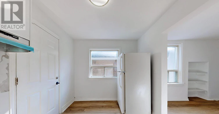 MAIN-102 Bowie Avenue, Toronto, ON, M6E 2P7 - 24