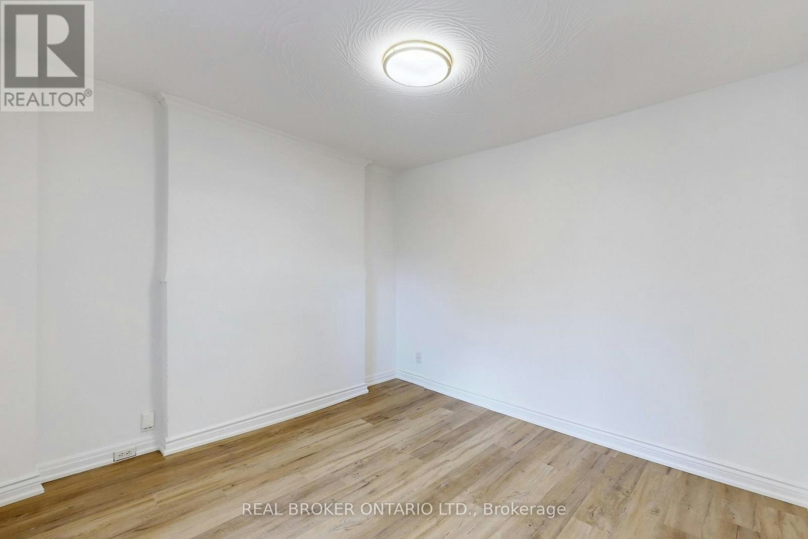 MAIN-102 Bowie Avenue, Toronto, ON, M6E 2P7 - 6
