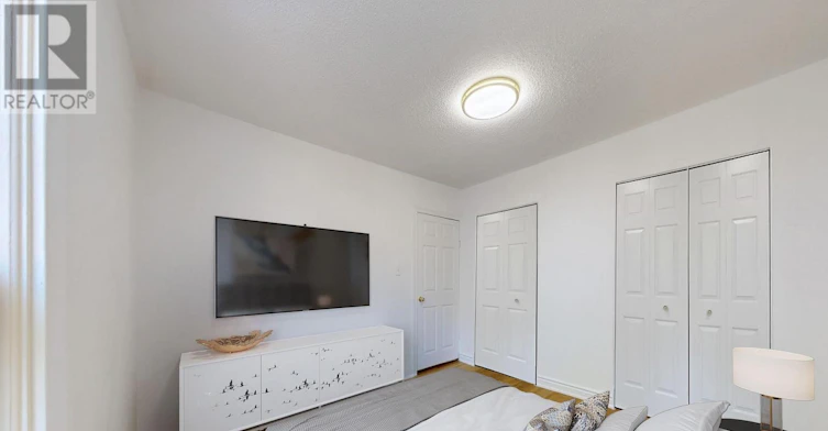 MAIN-102 Bowie Avenue, Toronto, ON, M6E 2P7 - 16