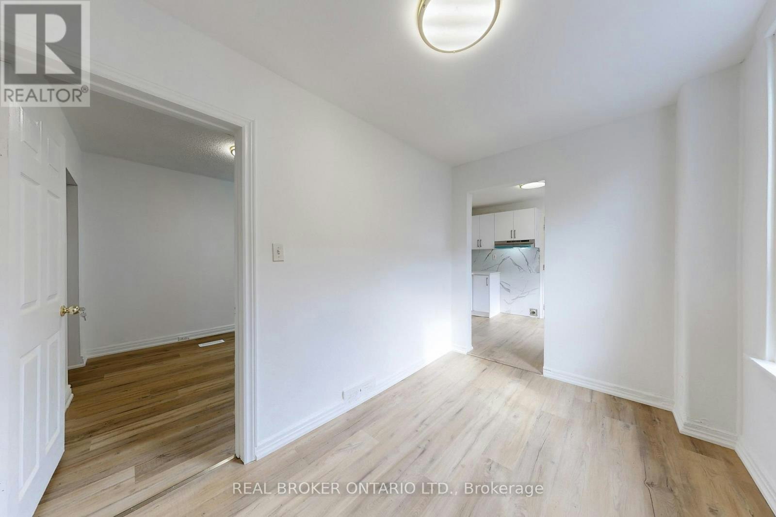 MAIN-102 Bowie Avenue, Toronto, ON, M6E 2P7 - 11