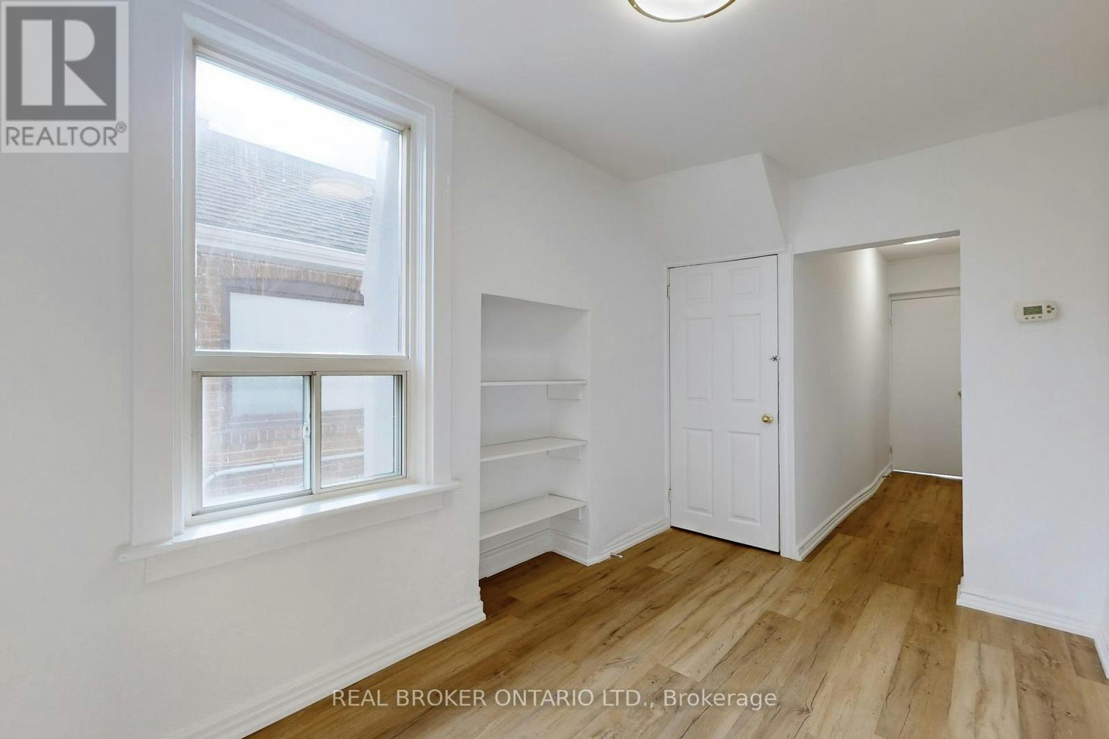 MAIN-102 Bowie Avenue, Toronto, ON, M6E 2P7 - 13