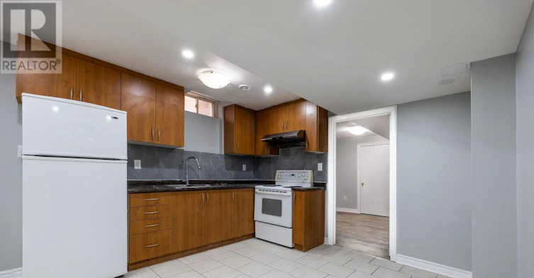 6 Gosling (Basement Street, Brampton, ON, L6Y 0T6 - 5