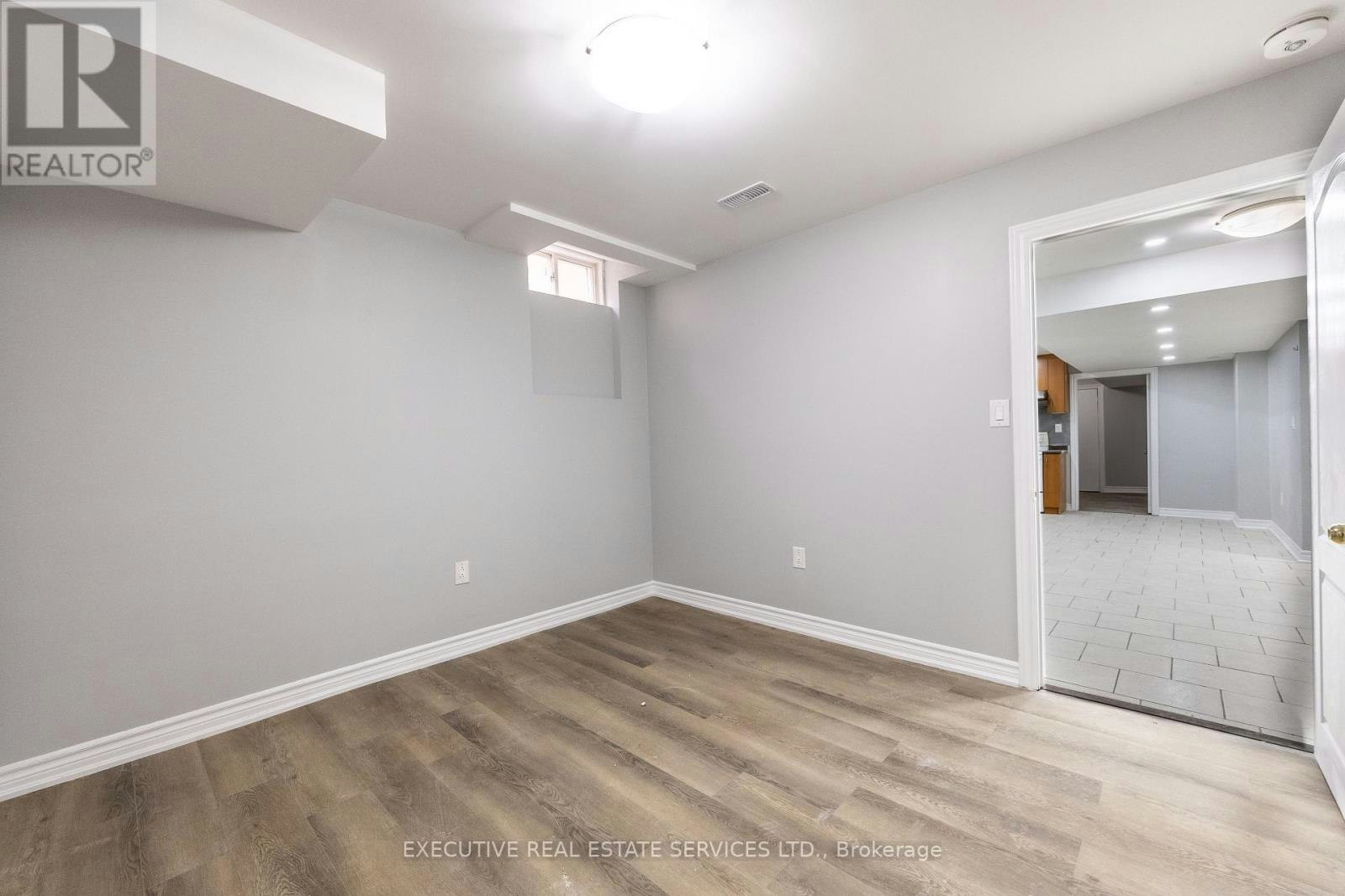 6 Gosling (Basement Street, Brampton, ON, L6Y 0T6 - 11
