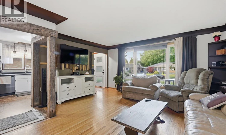 36 Woodland Avenue