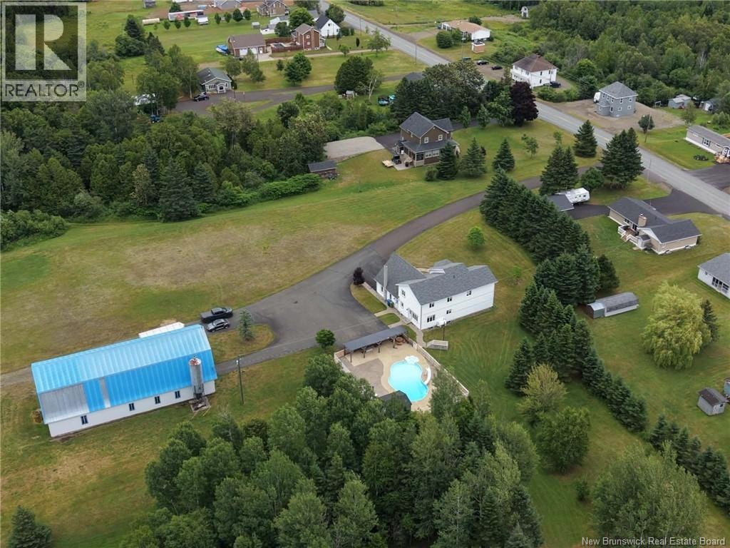 1359 Des Pionniers Avenue, Balmoral, NB, E8E 1B7
