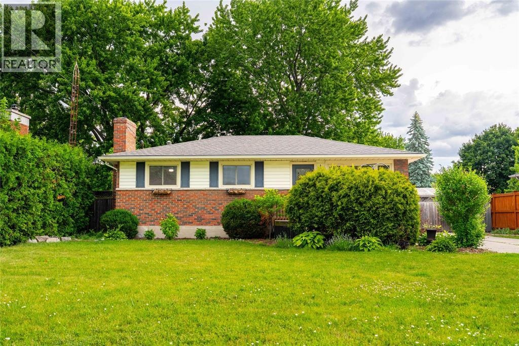 372 Vroom Street, St. Clair, ON, N0N 1G0