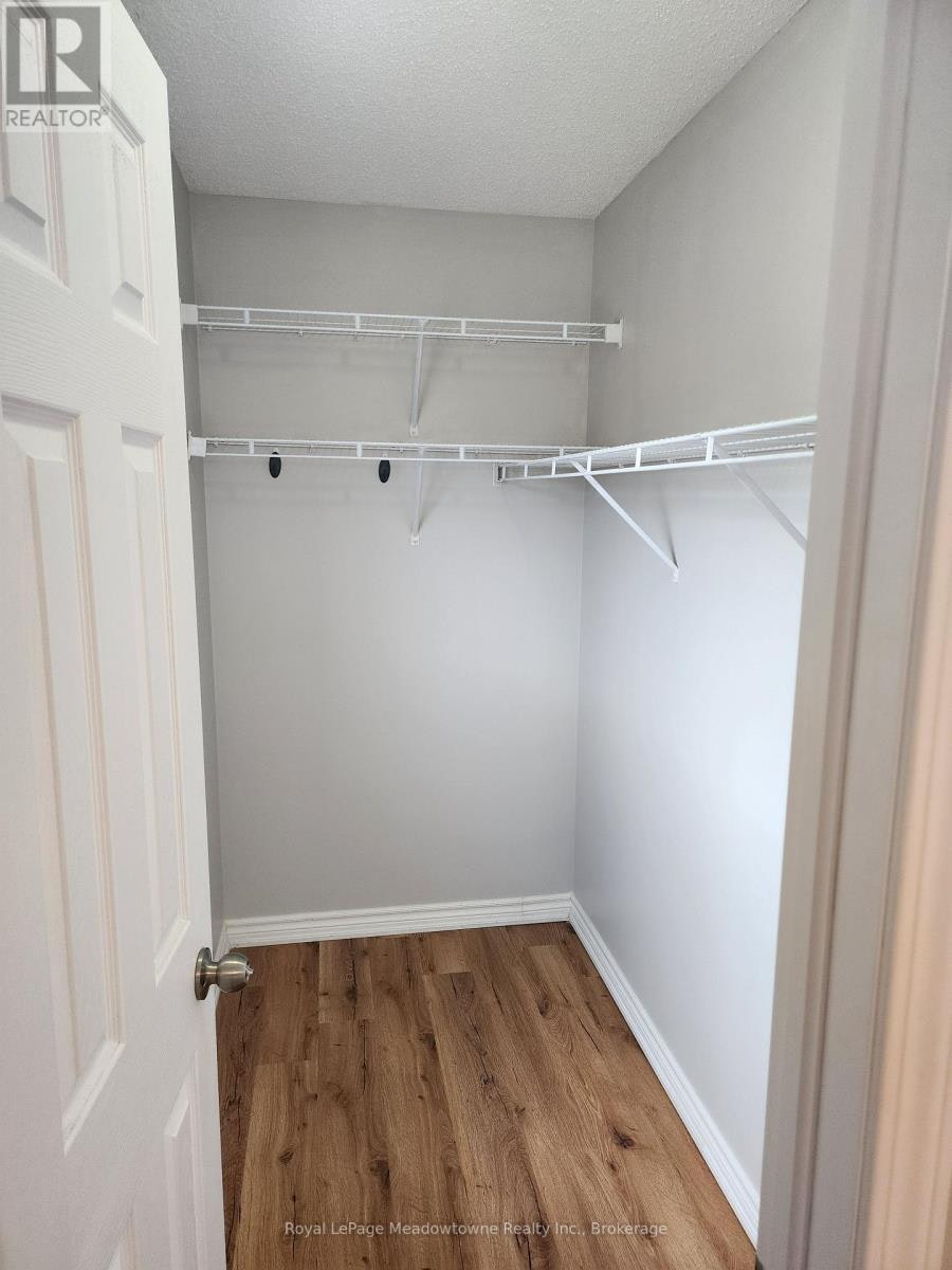 827 Scott Boulevard, Milton, ON, L9T 2C9 - 11