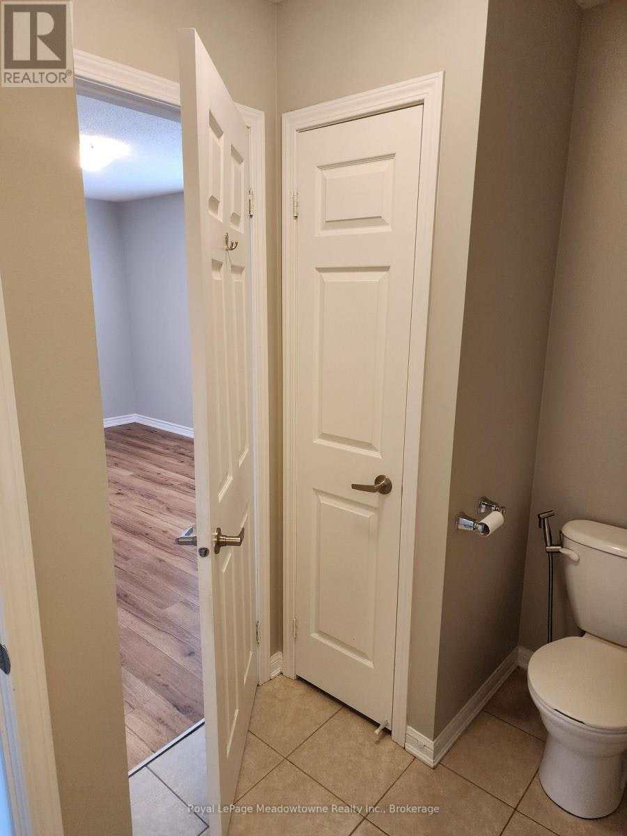 827 Scott Boulevard, Milton, ON, L9T 2C9 - 13