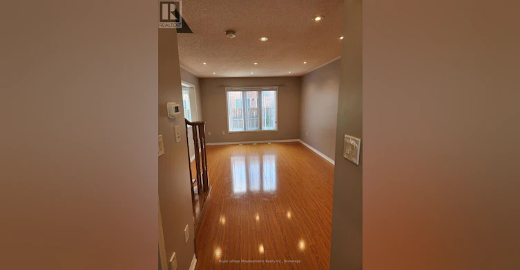 827 Scott Boulevard, Milton, ON, L9T 2C9 - 2