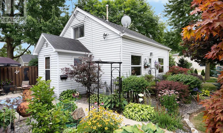58 Laird Avenue