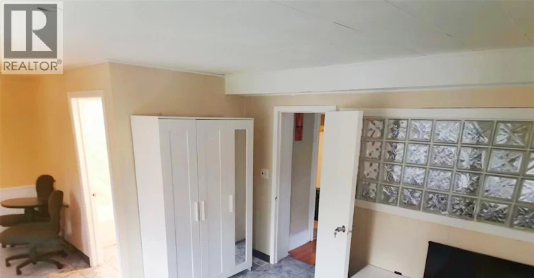3016 Peter, Windsor, ON, N9C 1H1 - 3