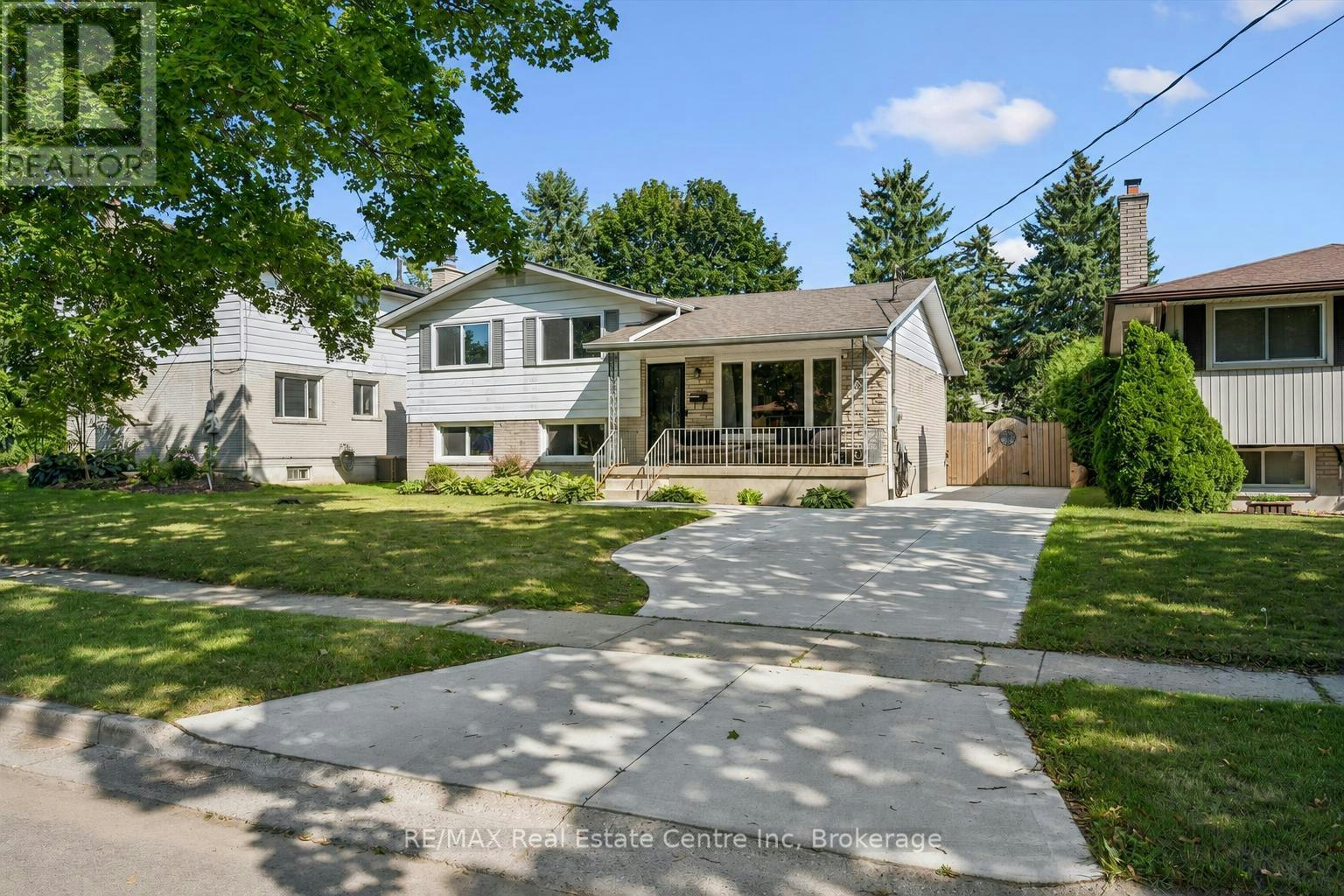 35 Golfview Road, Guelph, ON, N1E 1A5