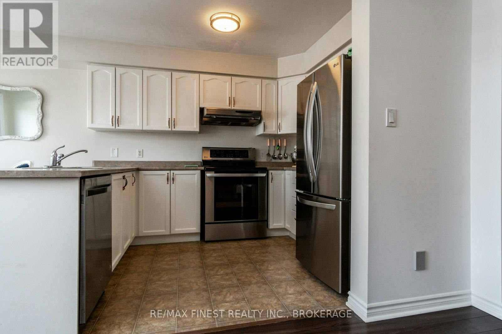 116 Fireside Court, Kingston, ON, K7K 7L8 - 8