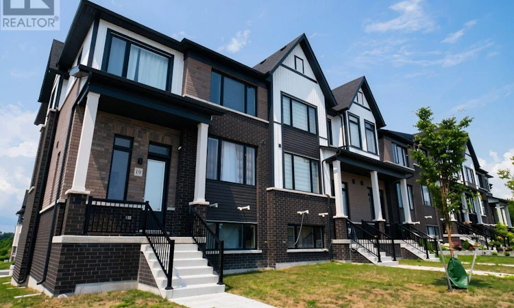 19-160 Densmore Road W