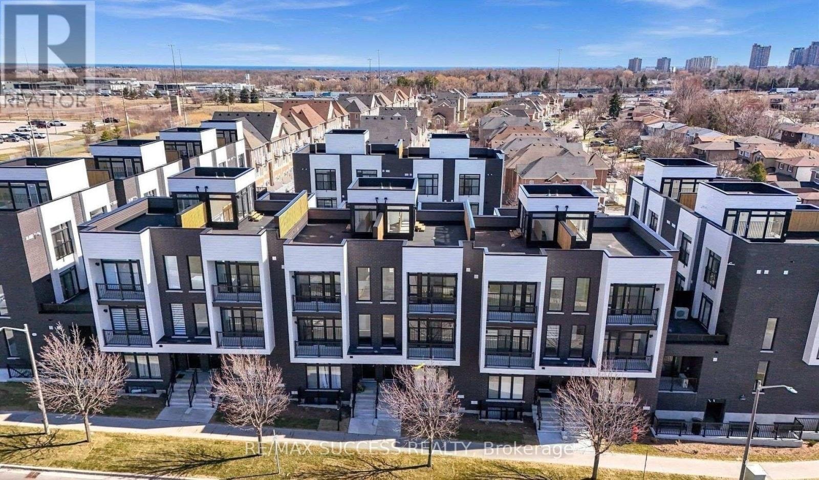 18-188 Angus Drive, Ajax, ON, L1S 0G5