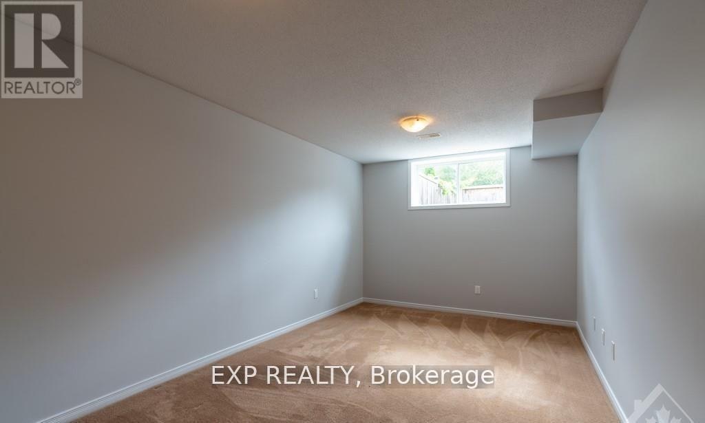 282 Macoun Circle, Ottawa, ON, K1T 0H9 - 20