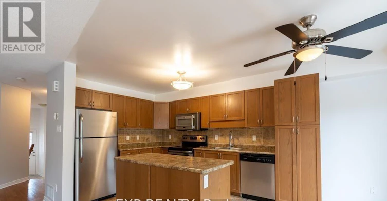 282 Macoun Circle, Ottawa, ON, K1T 0H9 - 9