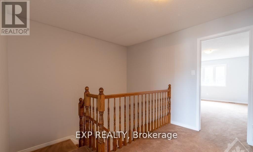 282 Macoun Circle, Ottawa, ON, K1T 0H9 - 16
