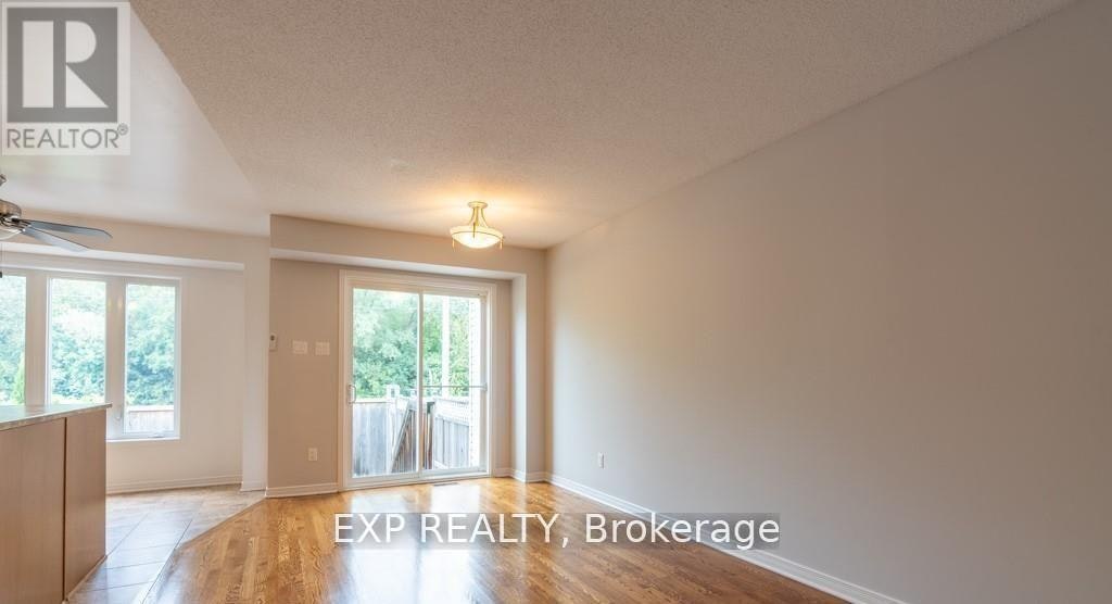 282 Macoun Circle, Ottawa, ON, K1T 0H9 - 6