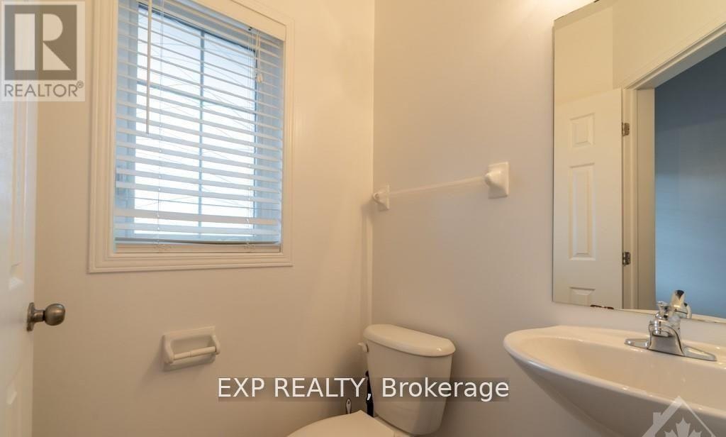 282 Macoun Circle, Ottawa, ON, K1T 0H9 - 5