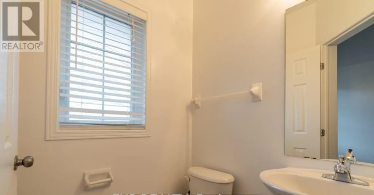282 Macoun Circle, Ottawa, ON, K1T 0H9 - 5