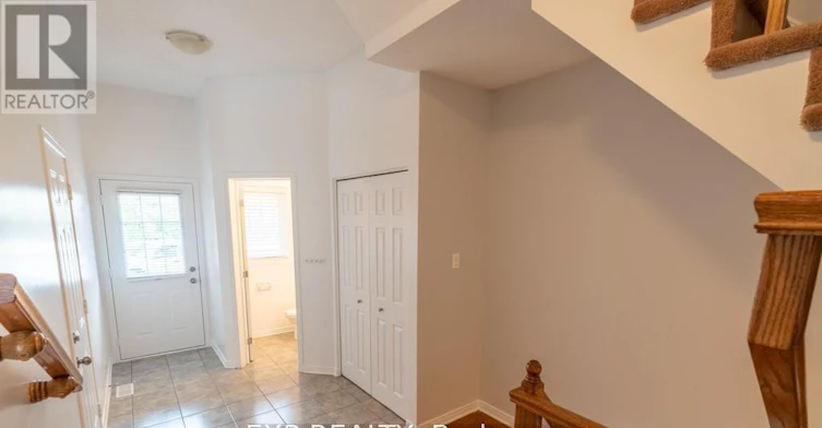 282 Macoun Circle, Ottawa, ON, K1T 0H9 - 13