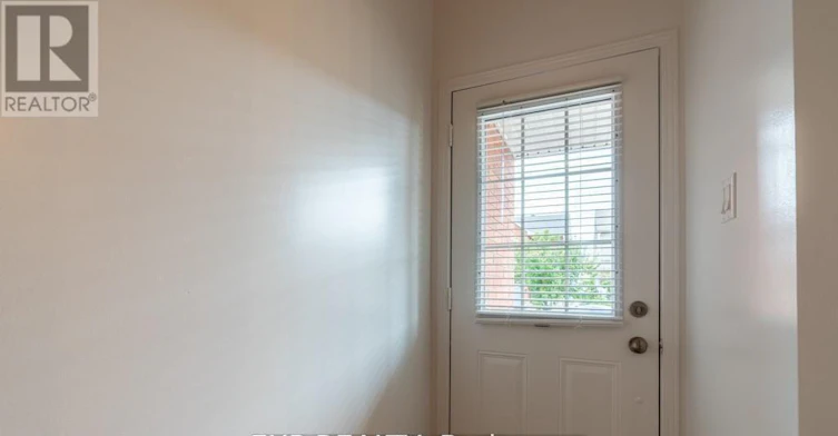 282 Macoun Circle, Ottawa, ON, K1T 0H9 - 4