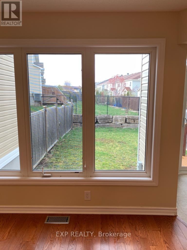 90 Brady Avenue, Ottawa, ON, K2K 0A9 - 6