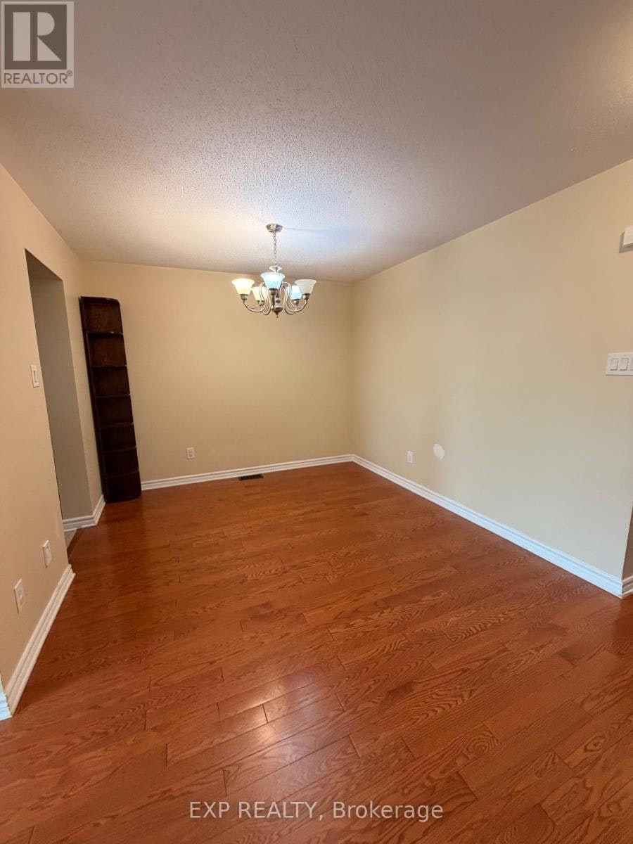 90 Brady Avenue, Ottawa, ON, K2K 0A9 - 16