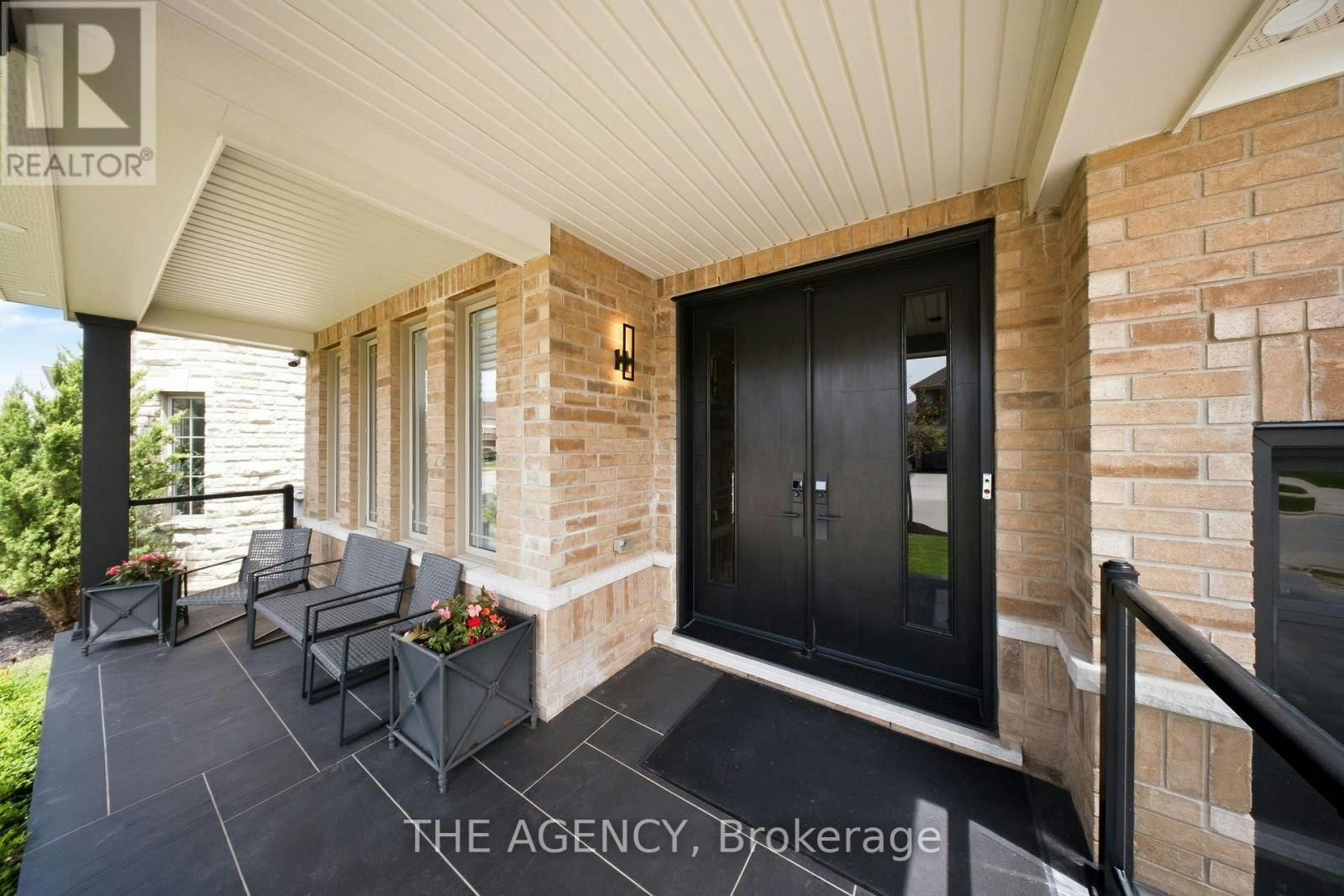 119 Turner Drive, New Tecumseth, ON, L0G 1W0 - 2