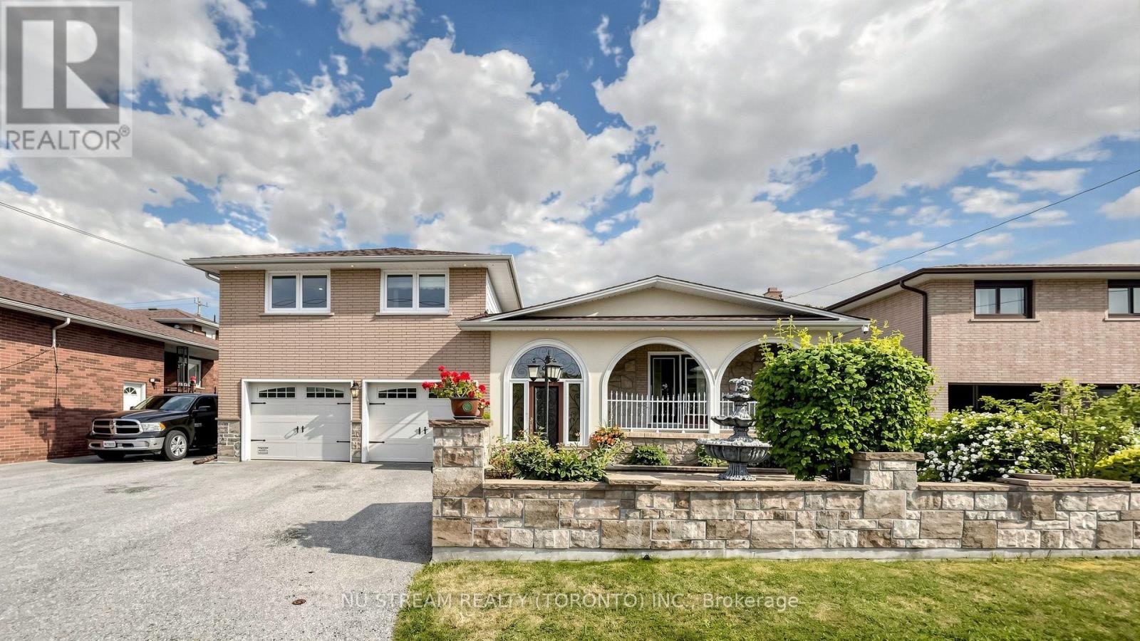 70 Back Street, Bradford West Gwillimbury, ON, L3Z 2B7