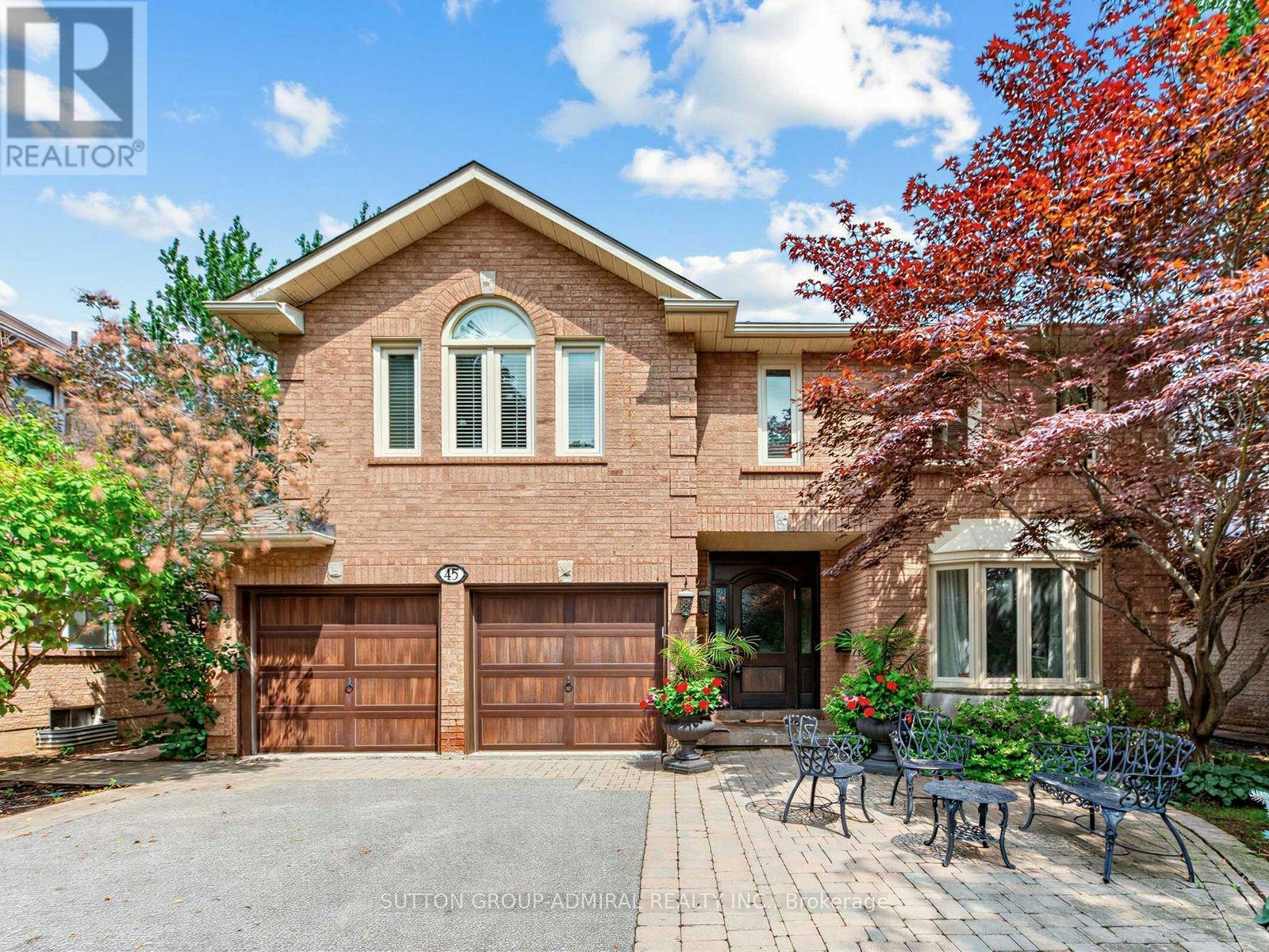 45 Miranda Court, Vaughan, ON, L4J 7W5