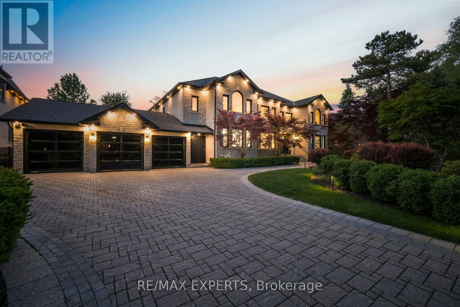 82 Westwood Lane, Richmond Hill, ON, L4C 6Y2
