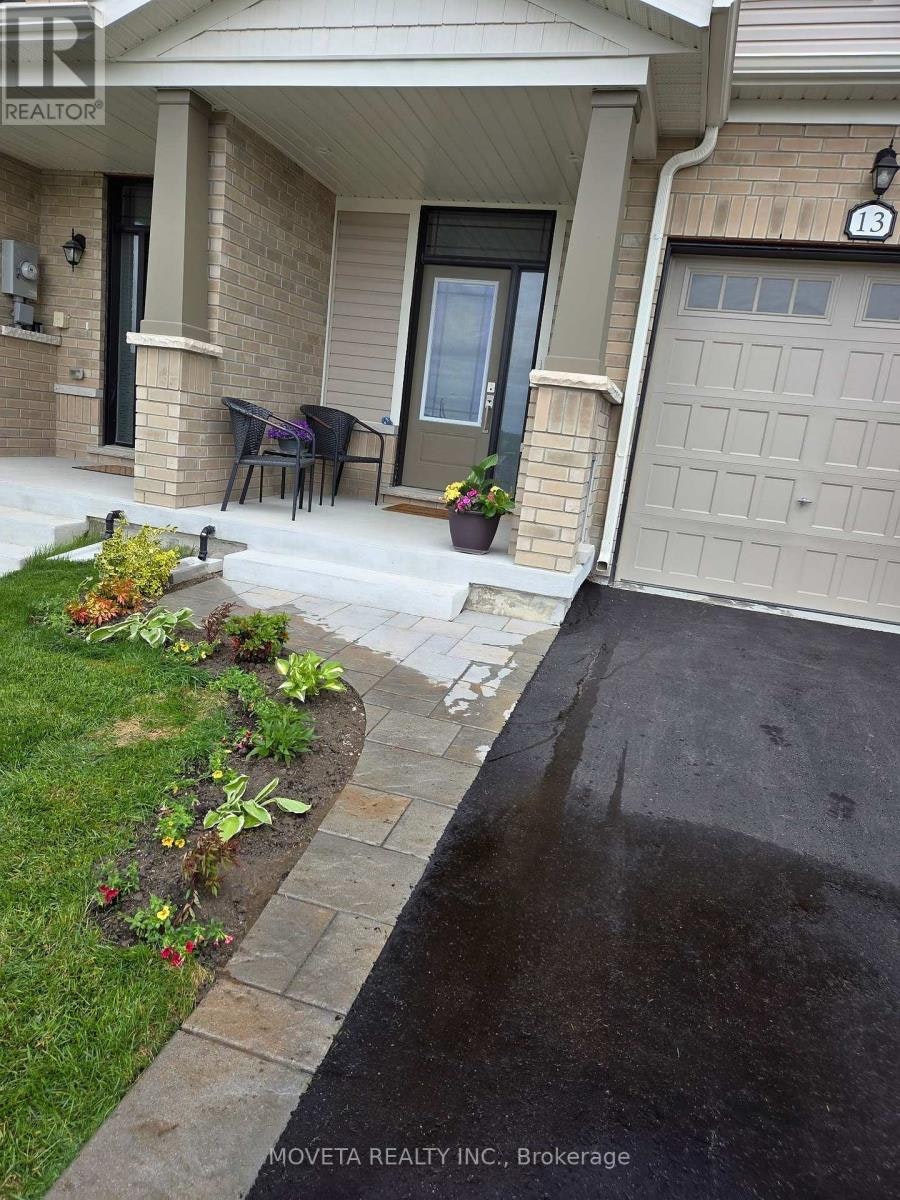 13 Milady Crescent, Barrie, ON, L9J 0X3 - 2