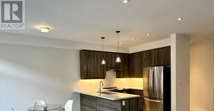13 Milady Crescent, Barrie, ON, L9J 0X3 - 14