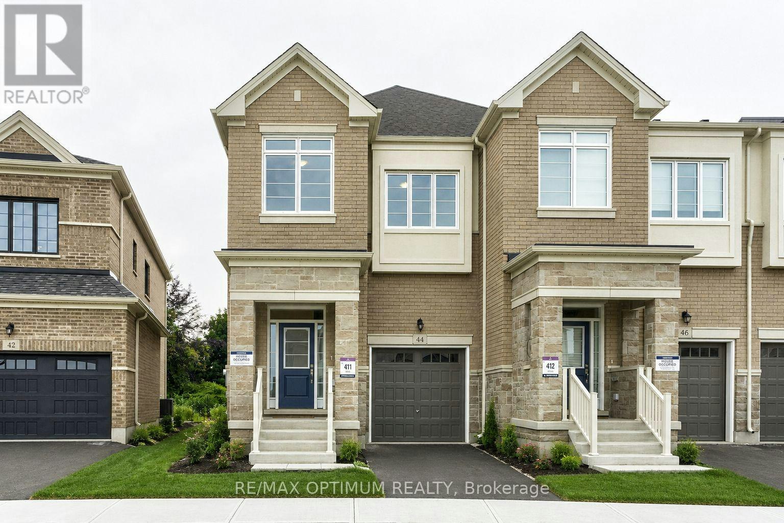 44 Bermondsey Way, Brampton, ON, L6Y 6K9