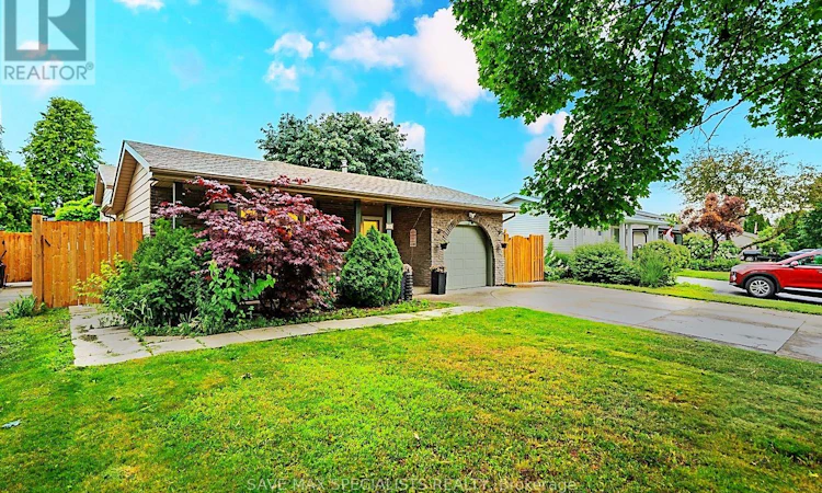 26 Fairington Crescent